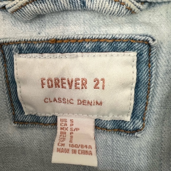 Forever 21 Jean Jacket - Picture 3 of 3